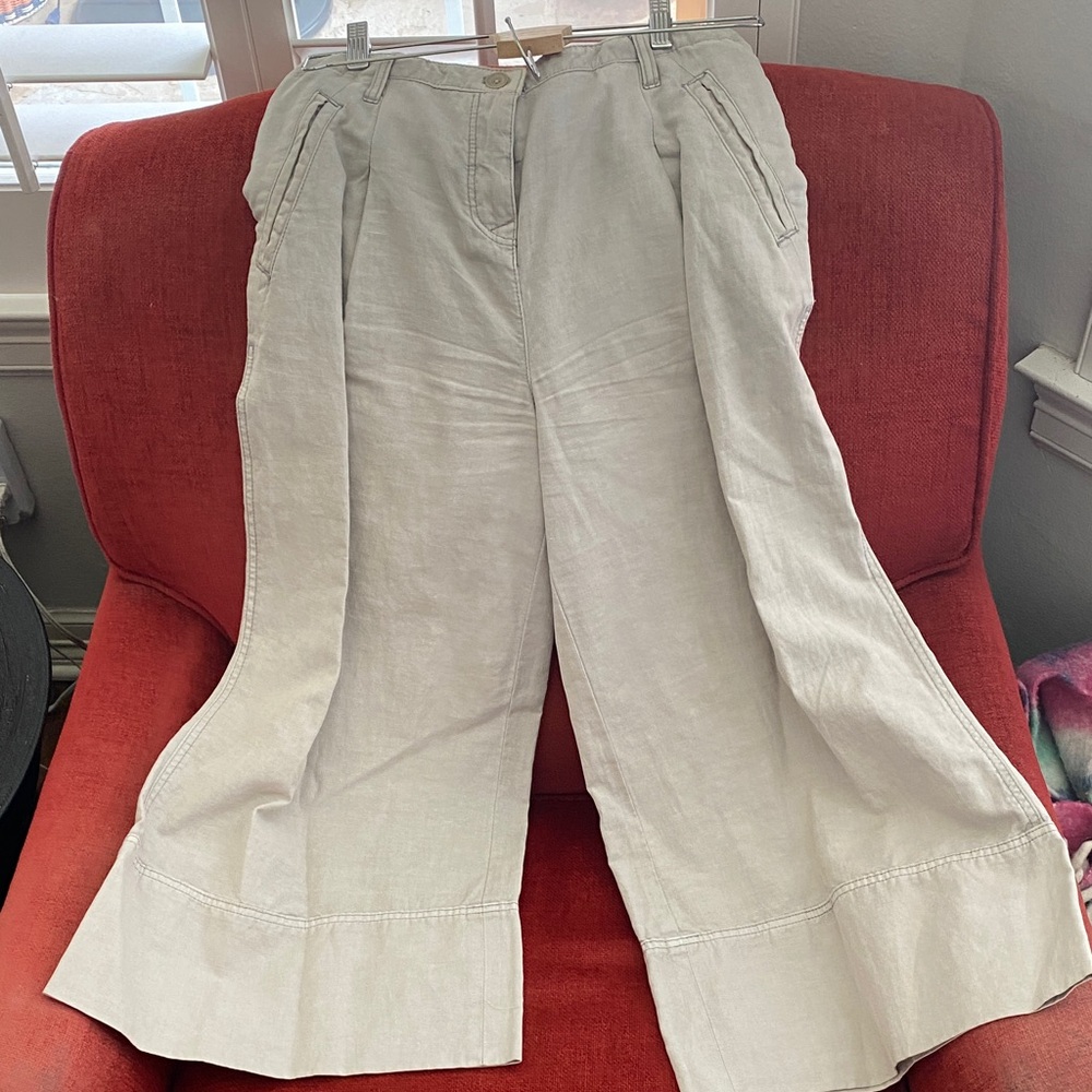 Anthropologie Cartonnier Light Gray wide leg Pants size 8